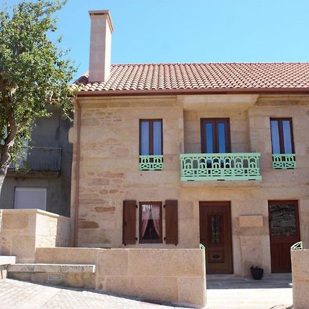 منزل الضيف Ézaro  في Casa De Miranda المظهر الخارجي الصورة